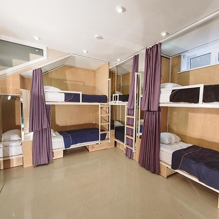 A&A Hostel Lviv Eksteriør billede
